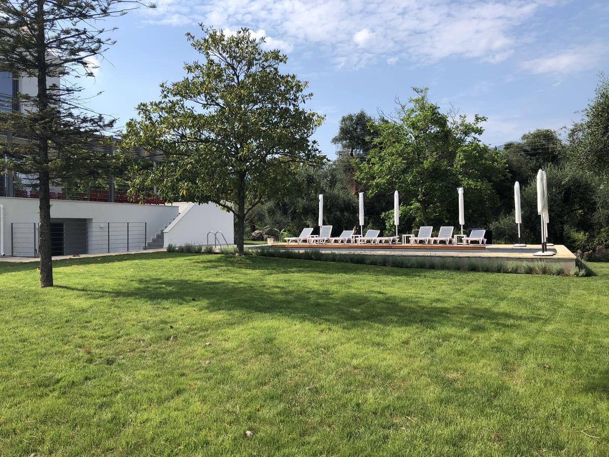Villa Ren Dassia  Exteriör bild