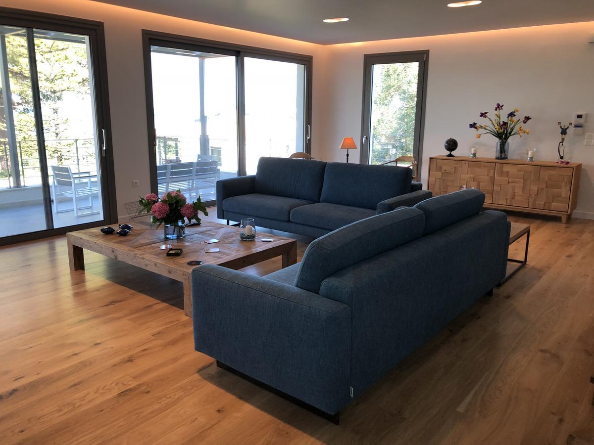 Villa Ren Dassia  Exteriör bild