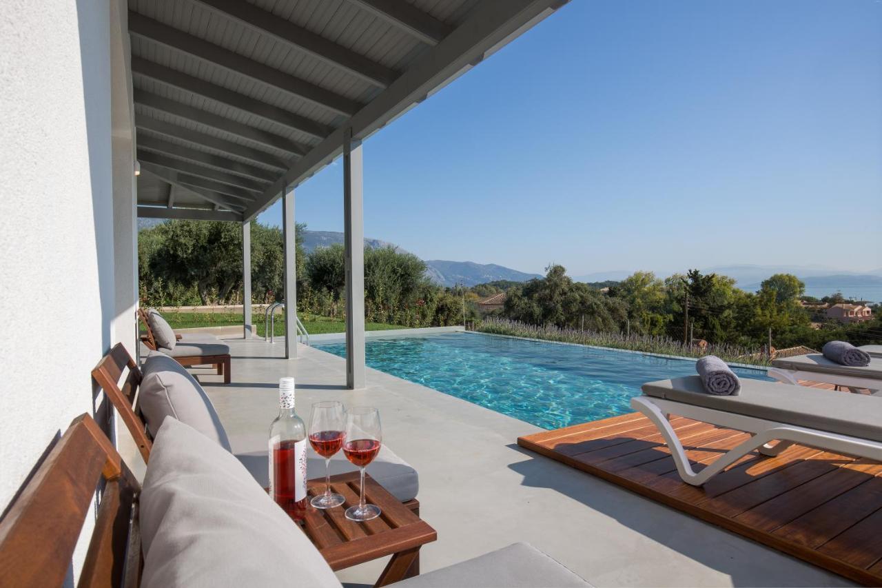 Villa Ren Dassia  Exteriör bild